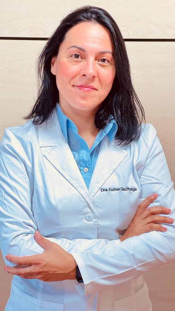 Doctora Esther Gazituaga Castro.